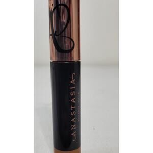 Anastasia Concealer Magic Touch #20 - NWOB - Full Sized